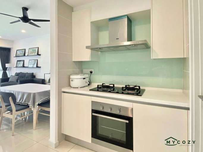 Private kitchen 5, Iskandar Residence by My Cozy, Johor Bahru
