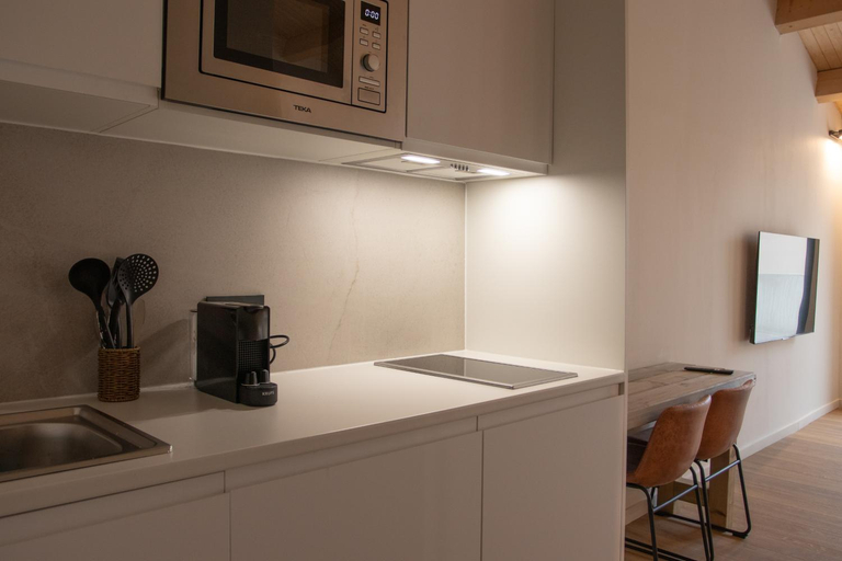 2, Salon Suites, Lleida