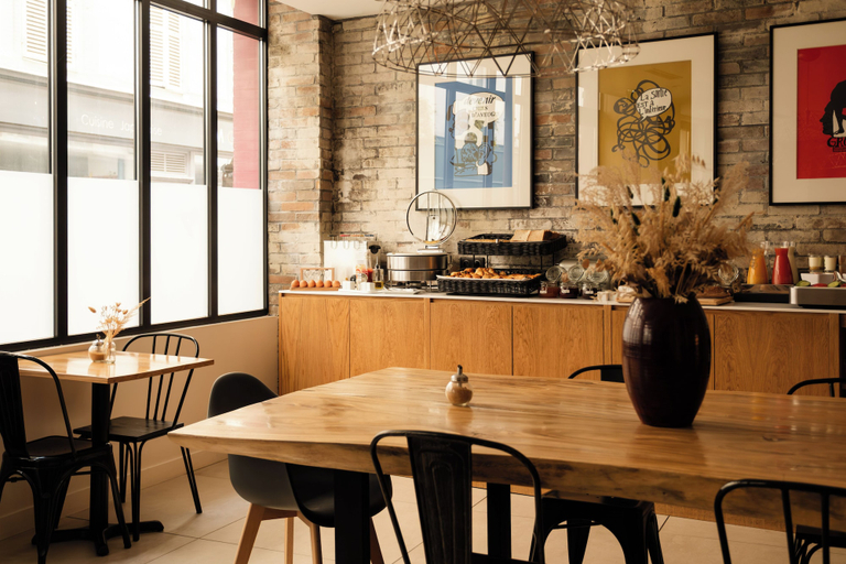 Food & Drinks 5, 9Hotel Bastille - Lyon, Paris