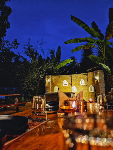 Food & Drinks, Pugmark Resort, Mandla