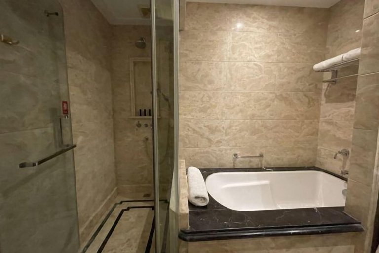 Bathroom 3, Liaobin Paxton Vacances Hotel Panjin, Panjin