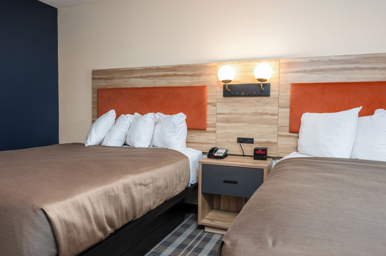 Bedroom 3, All Seasons Resort, Kalkaska