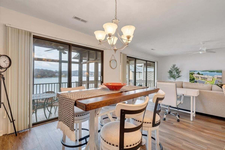 Dining 5, Lake Vibes - Pet Friendly Lakefront Condo!, Franklin