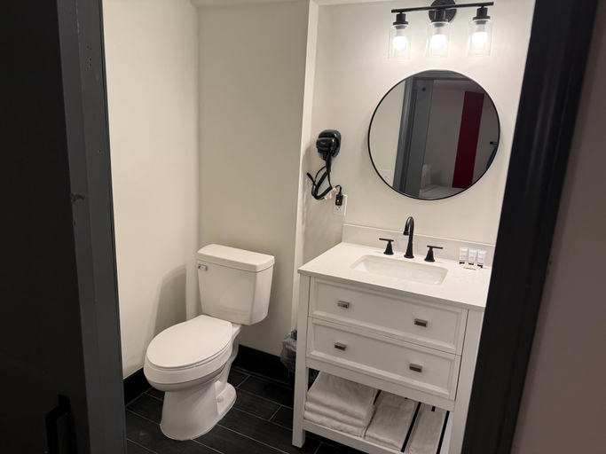 Bathroom 4, Ramada by Wyndham Albany GA, Dougherty