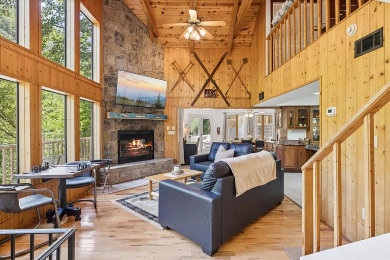Room 2, Hideaway at the River by Beyond Expectations, Sevier