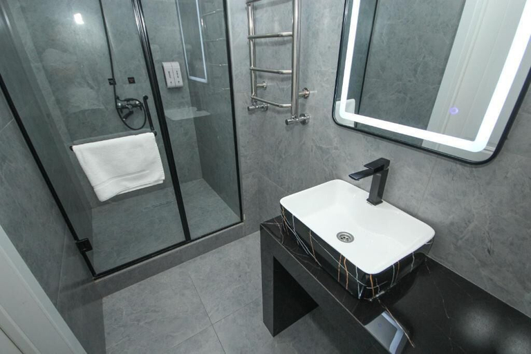 Bathroom 5, DaVinci, Almaty
