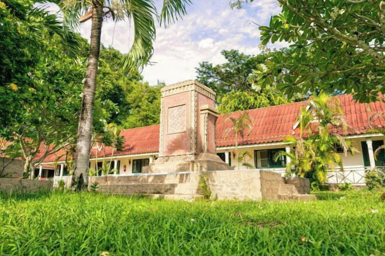 Room 5, Souchitra Riverside Guesthouse, Champassack