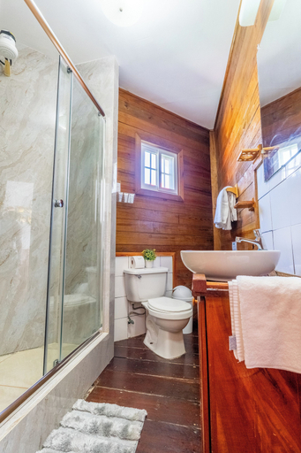 Bathroom 3, El Faro del Colibri, Bocas del Toro
