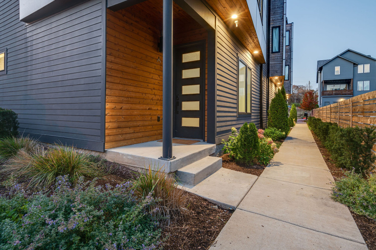 Exterior & Views 2, Nash Chic Near DT Rooftop Luxe Comfort, Davidson