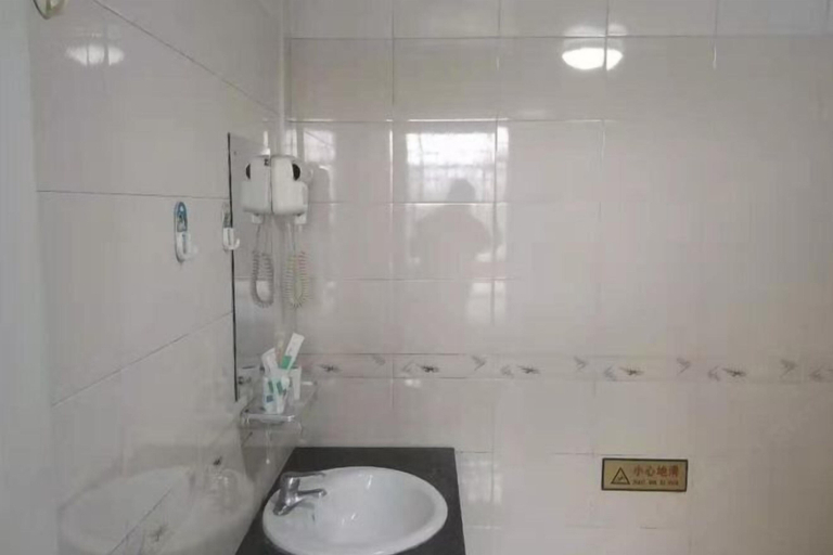 Bathroom 3, Yongzhou Lvyuan Hotel, Yongzhou