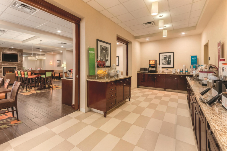 Food & Drinks 5, Hampton Inn by Hilton Edmonton/South, Alberta, Canada, Division No. 11