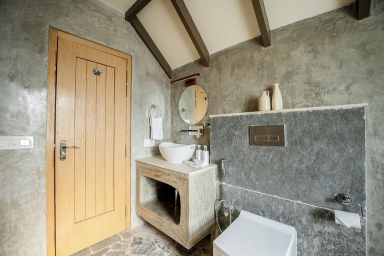 Bathroom 2, Staymaster White Castle-3BHK | Pvt Pool | Vagator, North Goa