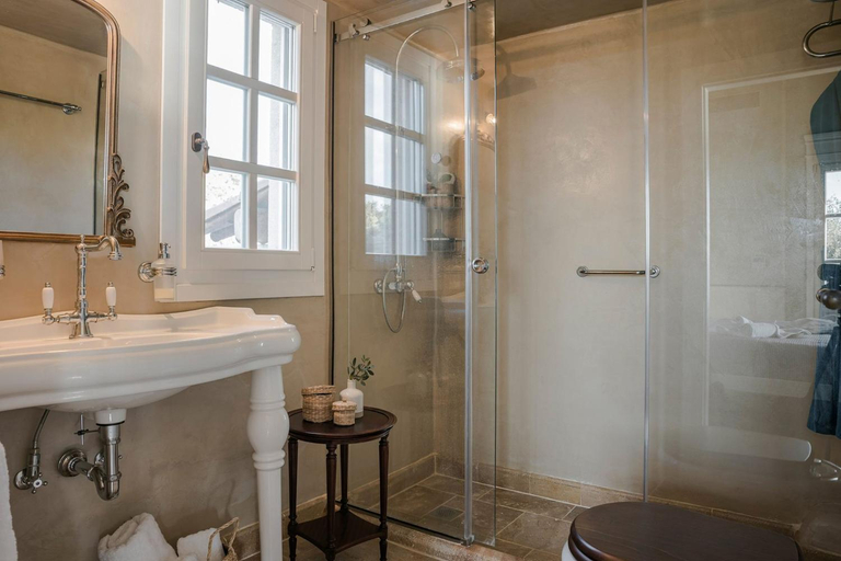 Bathroom 4, Delightful Kefalonia Villa 5 Bedrooms Panoramic Sea & Mountain Views, Ionian Islands