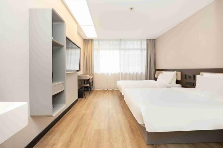 Bedroom 3, HanTing Hotel (Shanghai Huajing), Shanghai
