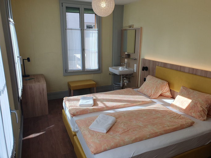 Bedroom 3, Budget Waldhotel Unspunnen, Interlaken