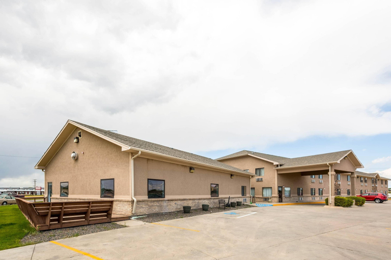 Exterior & Views 1, Quality Inn Scottsbluff, Scotts Bluff