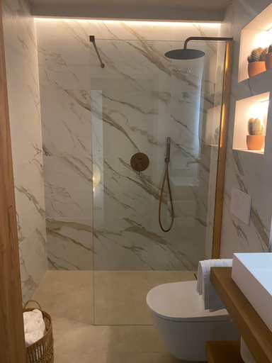 Bathroom 2, Prado Essence, Pontevedra