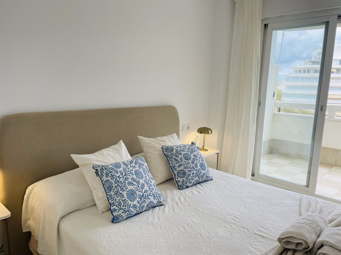 Room 4, Apartamento Sol de Marbella Sea View by At Home, Málaga