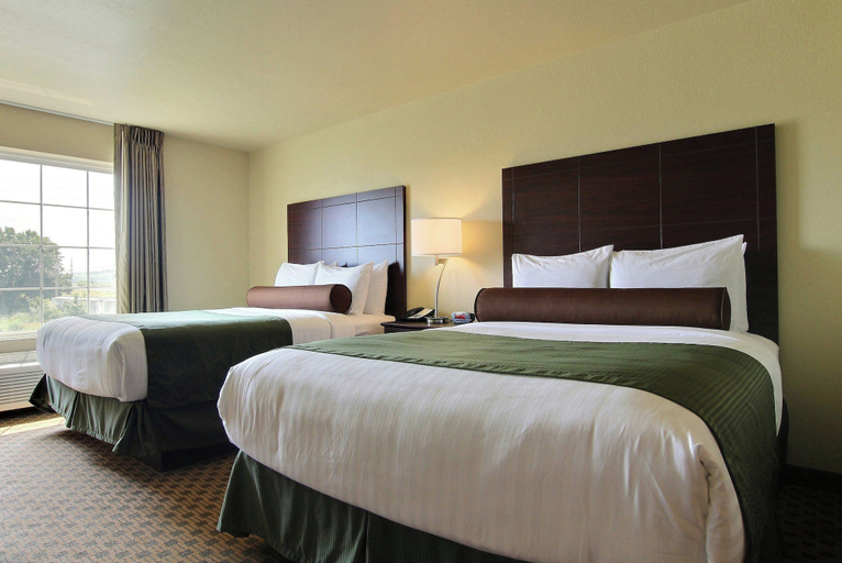 Bedroom 3, Cobblestone Inn & Suites - Harvey, Wells