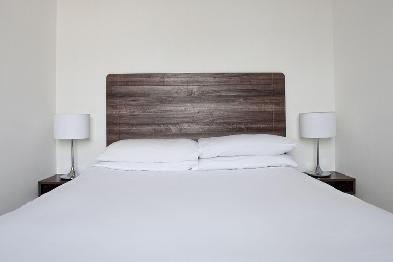 Bedroom 2, Goodenough College – University Residence, London