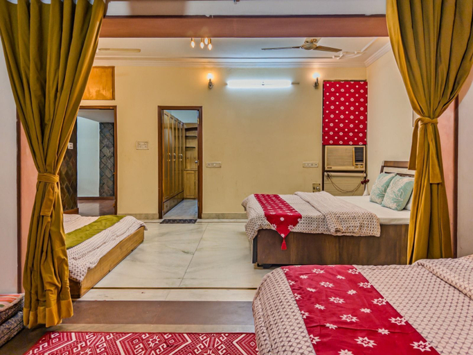 Room 2, The Blush house 3 BHK, Jaipur