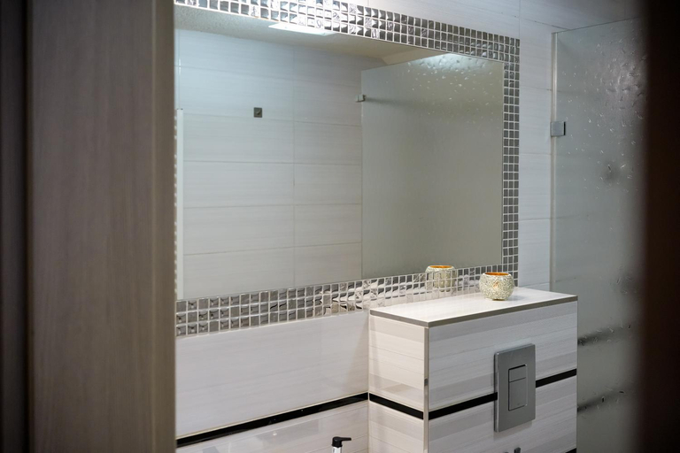 Bathroom 3, POKOJE GOSCINNE IRGA, Starogard