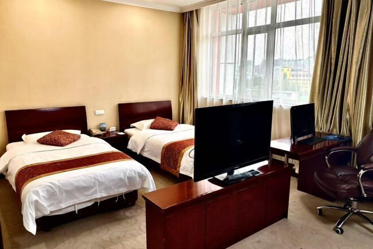 Bedroom 3, Traffic Business Hotel, Taiyuan