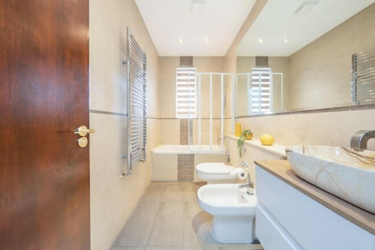 Bathroom 3, Marble Arch Residences, London