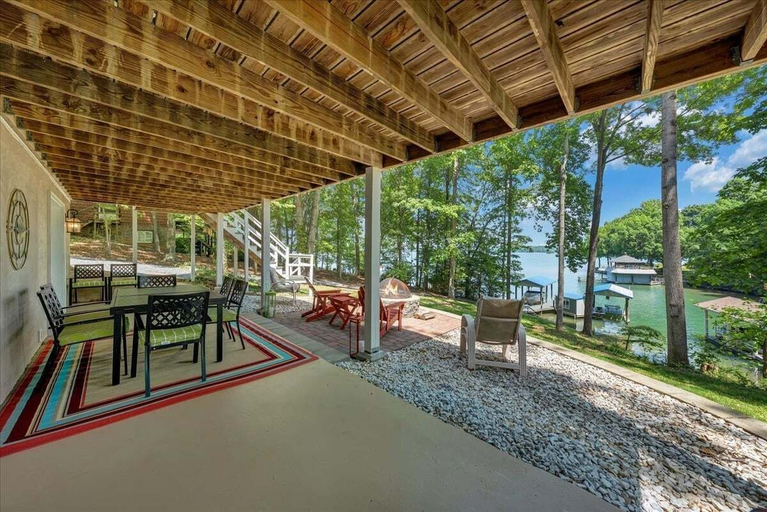 Outdoor dining, Lake Reflections - Lakefront With Private Dock, & Fire pit, Bedford