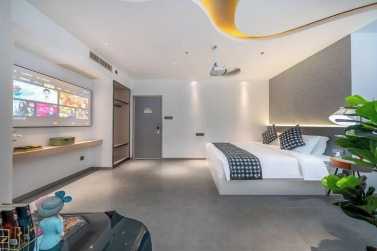 Others 5, Zhiling Homestay (Five Star Street City Center), Liuzhou