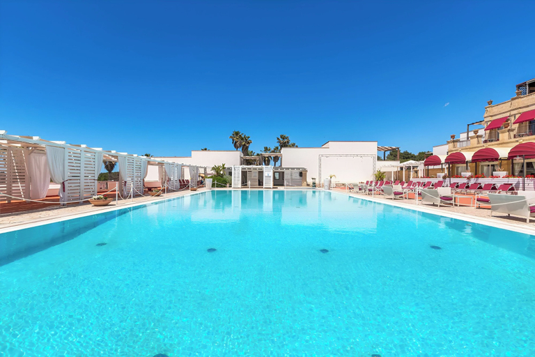 Pool 2, APPARTAMENTO SUPERIOR 806, Lecce