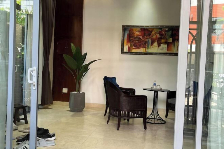 Interior 5, Kim’s House Entire Villa 6-BR Near My Khe Beach, Da Nang