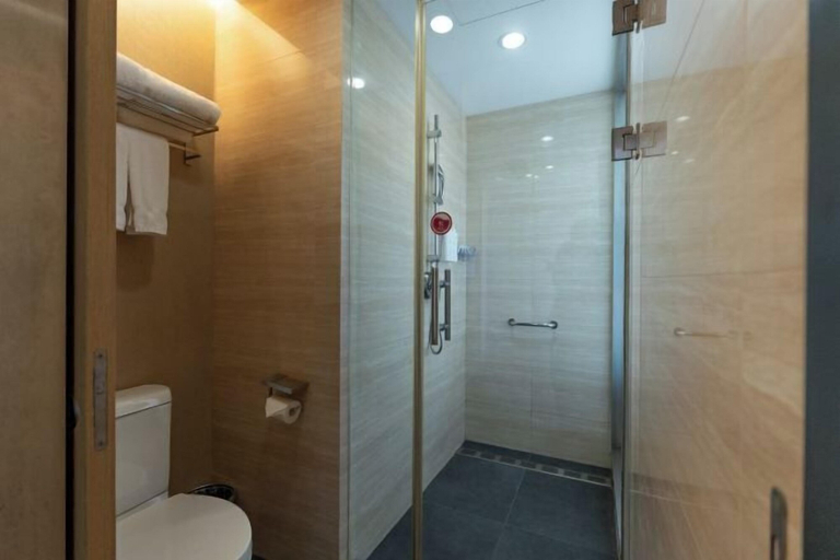 Bathroom 4, Yancheng Baolong Yiyue Select Hotel, Yancheng