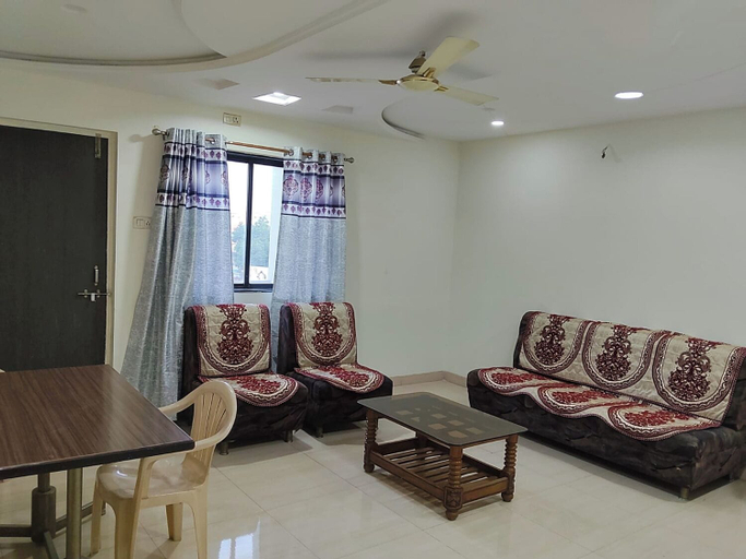 Living area 5, Hotel Sai Palace Executive Lodging, Bid
