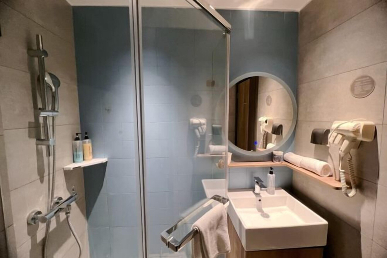 Bathroom 5, Homeinn · neo (Beijing Changping Stadium South Ring Road), Beijing