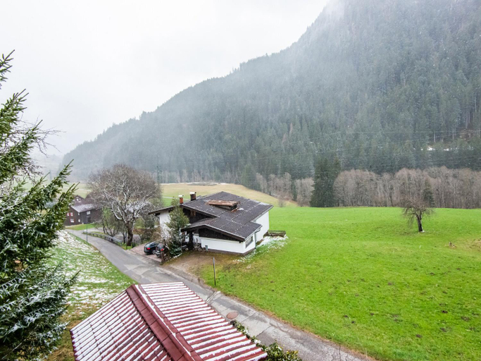 Others 5, Chalet in Montafon near Ski Lifts, Bludenz