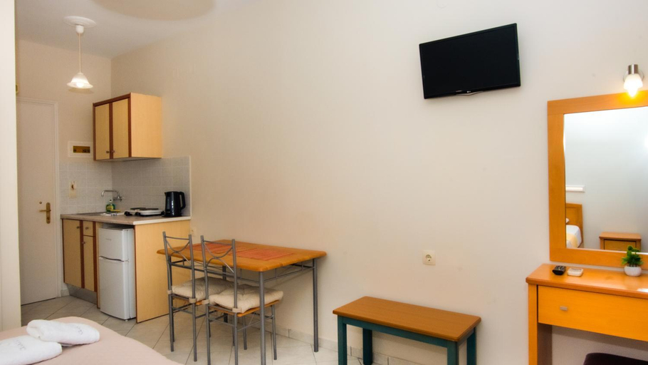 Others 4, Olga Studios - 1, Ionian Islands