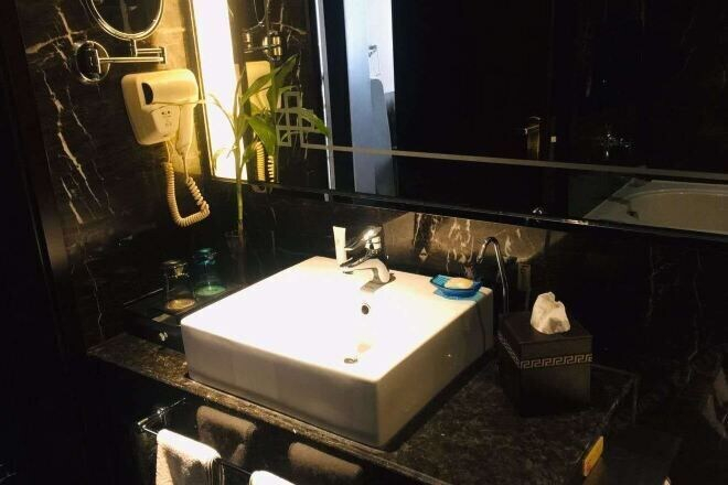 Bathroom 4, Qingtengyuan Hotel, Binzhou