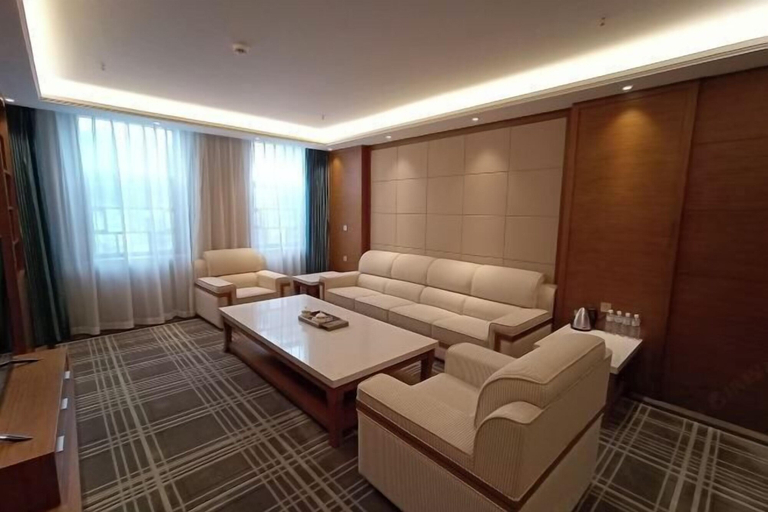 Others 5, Qirui Hotel, Qujing