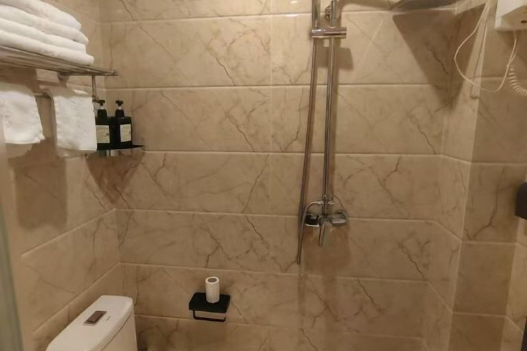 Bathroom 3, Homeinn Ease Hotel (Harbin Central Avenue Flood Control Memorial Tower), Harbin