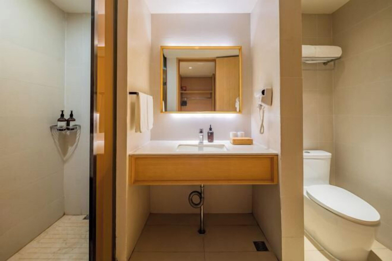 Bathroom 5, JI Hotel (Chengdu Global Center), Chengdu