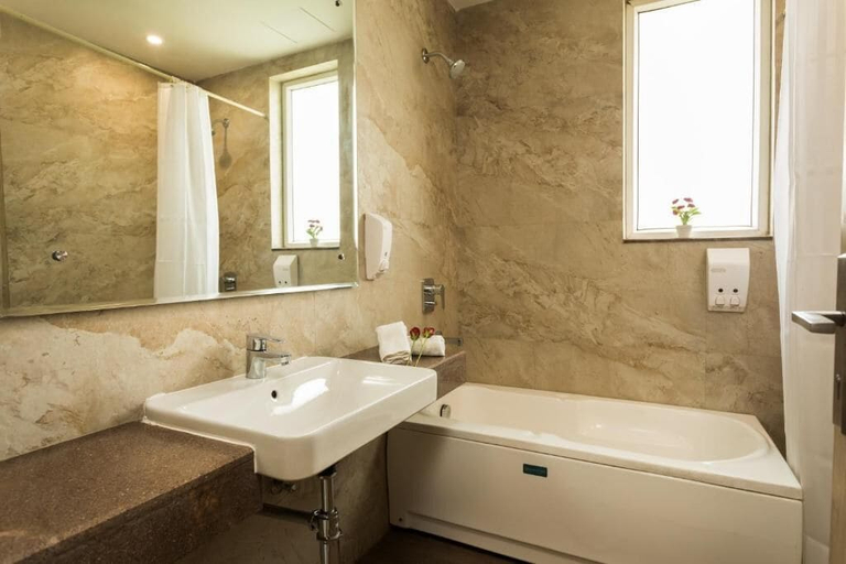 Bathroom 4, SILVER OAK, Gurgaon