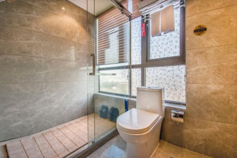 Bathroom 4, Yuting Hotel, Wenzhou