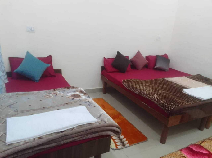 Room 3, Hotel Kalyan Palace And Restaurant, Chamoli