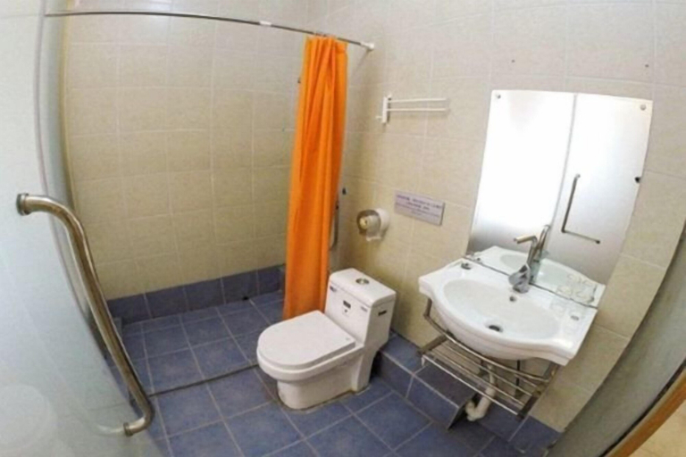 Bathroom 3, Hola Inn, Shenzhen