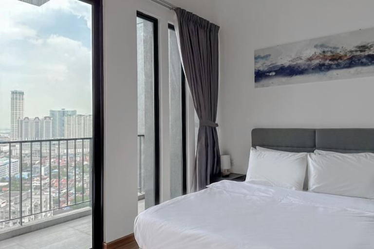 Bedroom 2, Beacon Executive Suites by Simply Penang, Pulau Penang