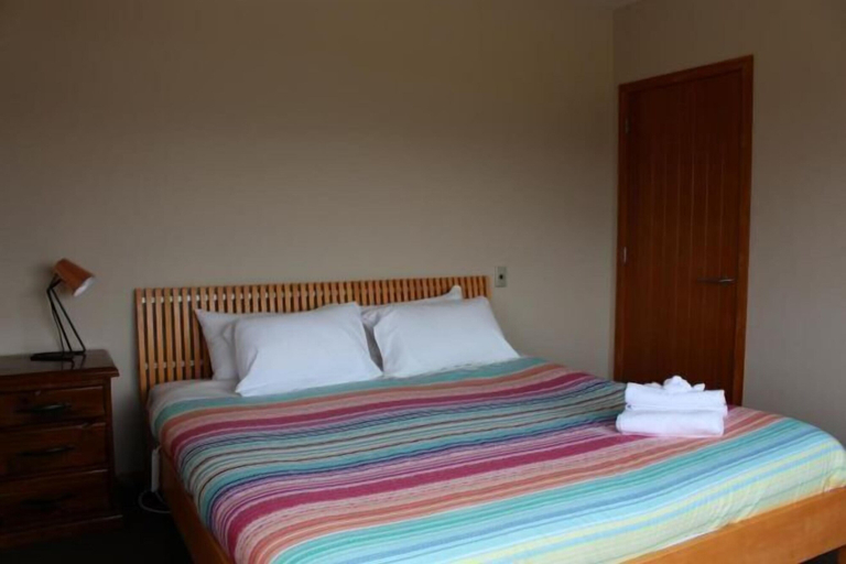 Room 2, Isolation Bay, Mackenzie