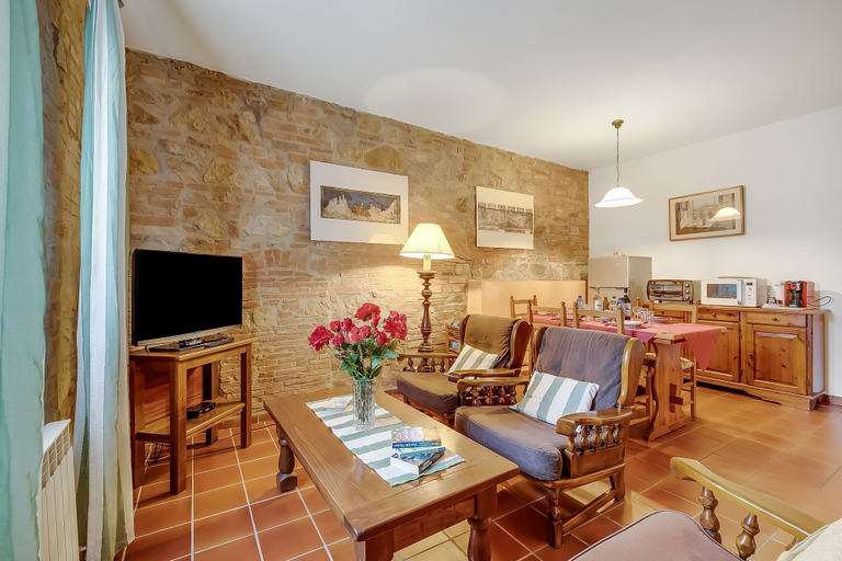 Room 5, Charming Borgo Ciclamino Pool Activities, Florence