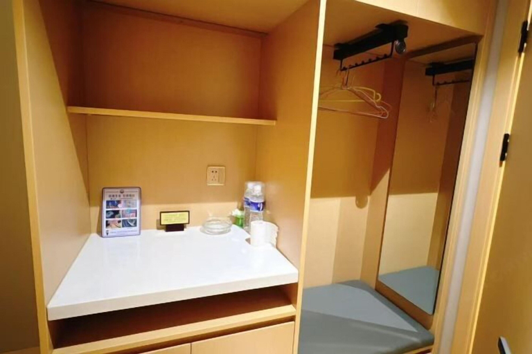Bathroom 4, Bohua Hotel, Shanghai