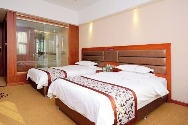 Bedroom 3, Yijiang Hotel, Tacheng
